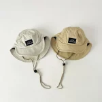 이중 챙이 있는 소년용 여름 모자, 아기 속건성 오리 부리 모자, 넥 스트랩 조절기가 있는 경량 태양 버킷 모자